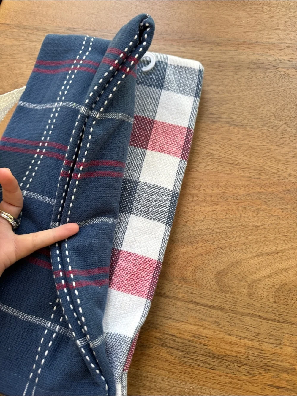 Isaac Mizrahi White Embroidered Fireworks and Patriotic Check Kitchen Towels